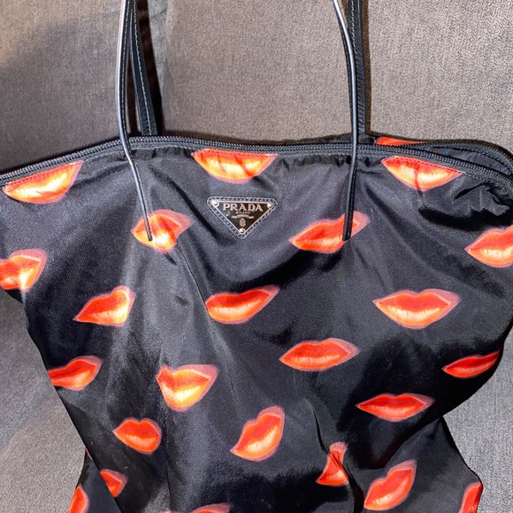 Vintage Prada Tessuto tote bag - Picture 4 of 8